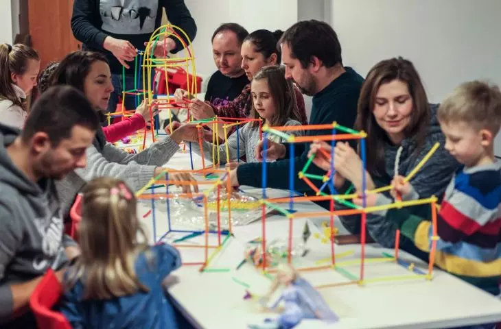 Family workshops, joint activities