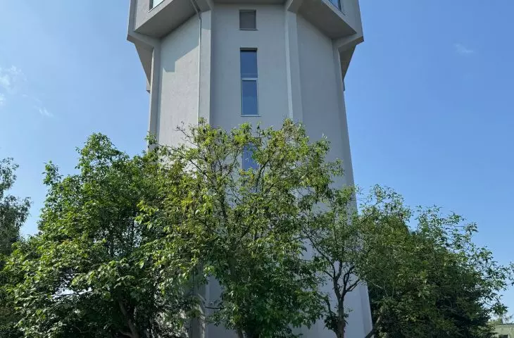 Wieża E64 we Wrocławiu
