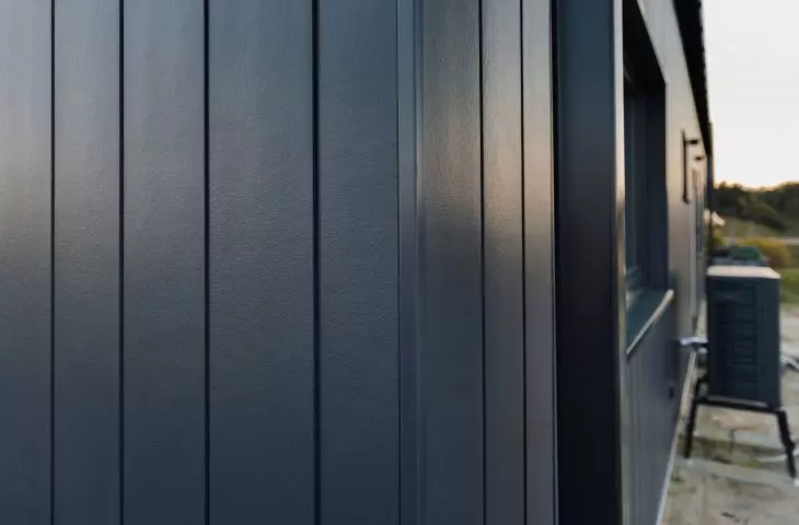 Cedral Click Smooth fiber-cement boards on the facade of a frame house