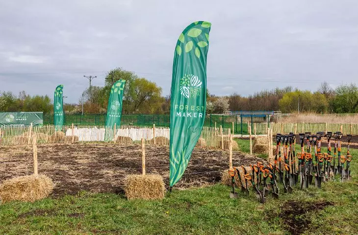 Before planting micro-forests in the Wrzesnia Biodiversity Park