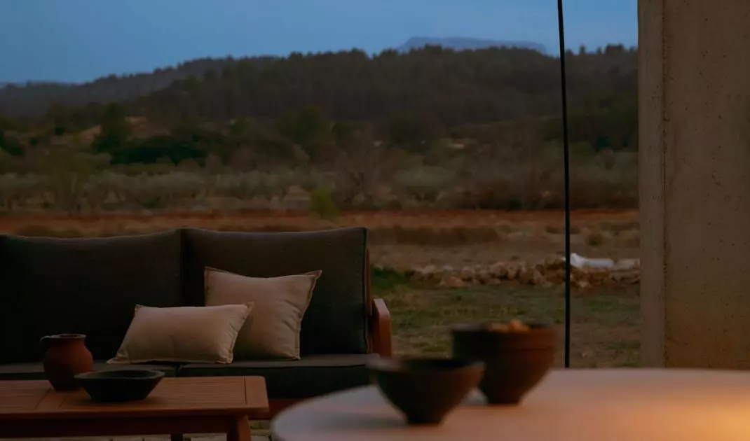 Light doesn't have to be intense - it's the nature and temperature that matters
