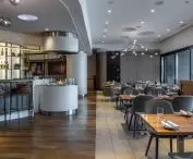 bar