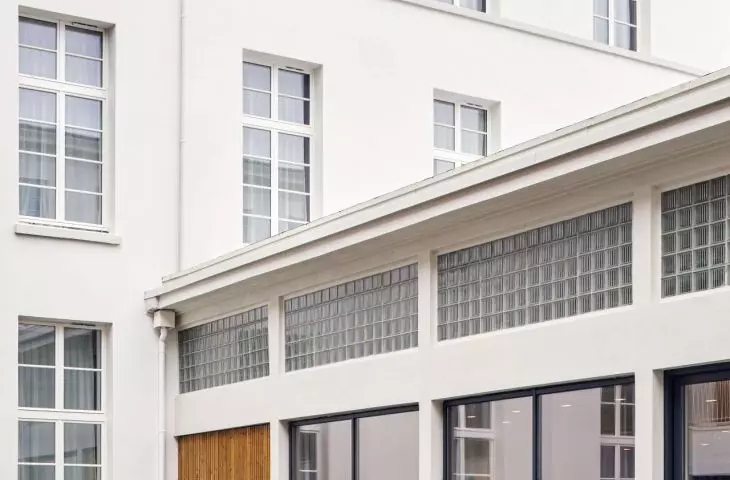 Revitalization of the post office in French Brest