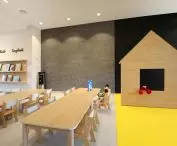 Przedszkole Muzyczne Zebra - sala z domkiem