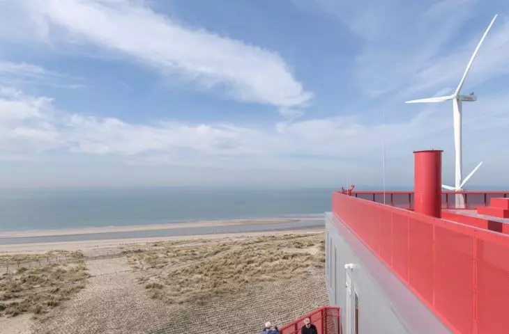 Portlantis tourism and exhibition center in Rotterdam