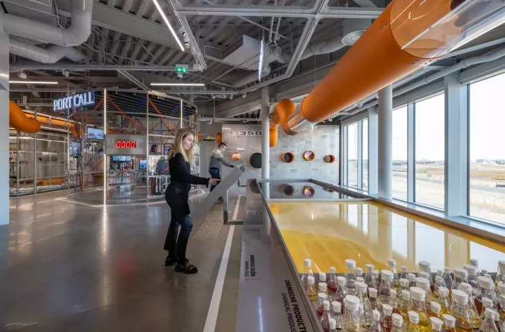 Portlantis tourism and exhibition center in Rotterdam