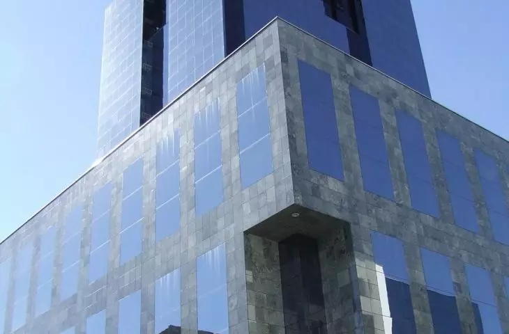 Warta Tower w Warszawie
