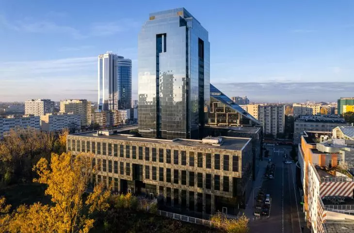 V Tower w Warszawie