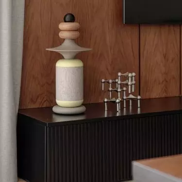 Natural materials - wood, stone, concrete - contribute to an atmosphere of silence and harmony