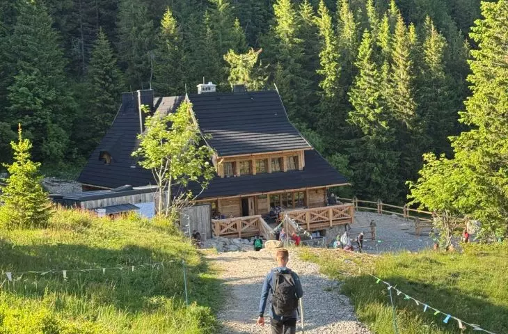 Wladyslaw Krygowski's hostel on Hala Kondratowa after reconstruction.