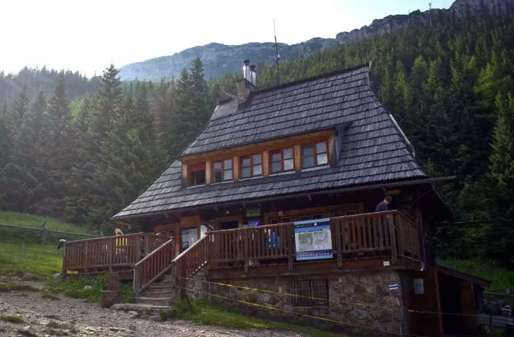 Schronisko im. Władysława Krygowskiego na Hali Kondratowej, widok przed remontem