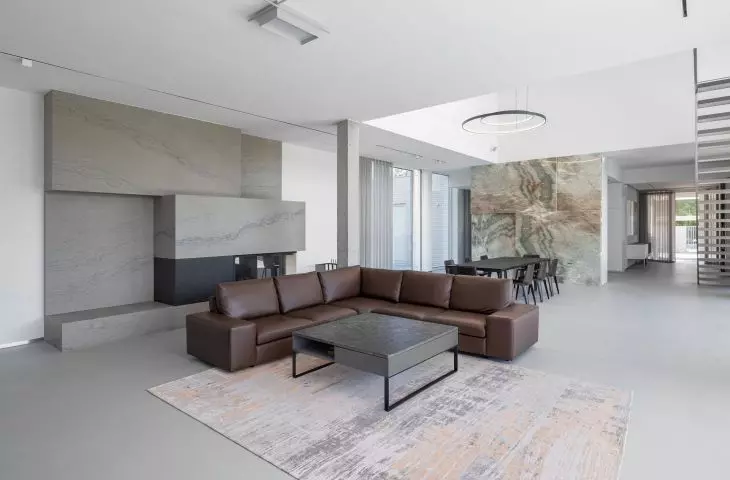 RD40 single-family residential building near Warsaw