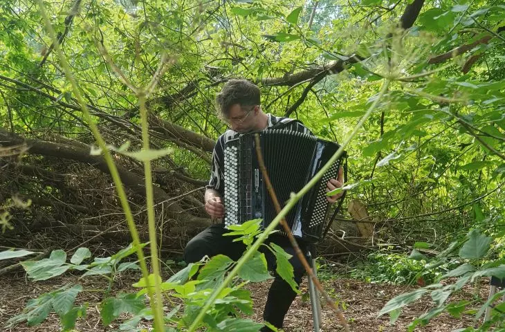 Paweł Janas z Hashtag Ensemble — koncert na akordeon