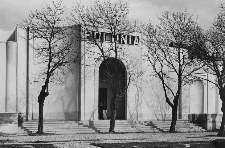 1932: widok zewnętrzny Pawilonu Polskiego