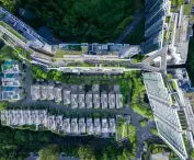 Le Pont condominium development in Bangkok