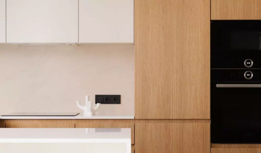 80-square-meter apartment for a couple in Warsaw's Siekierki district