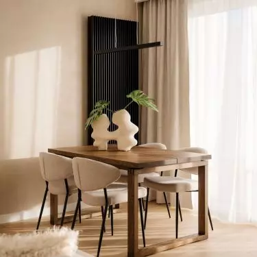 80-square-meter apartment for a couple in Warsaw's Siekierki district