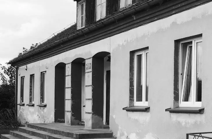 budynek przed przebudową i modernizacją