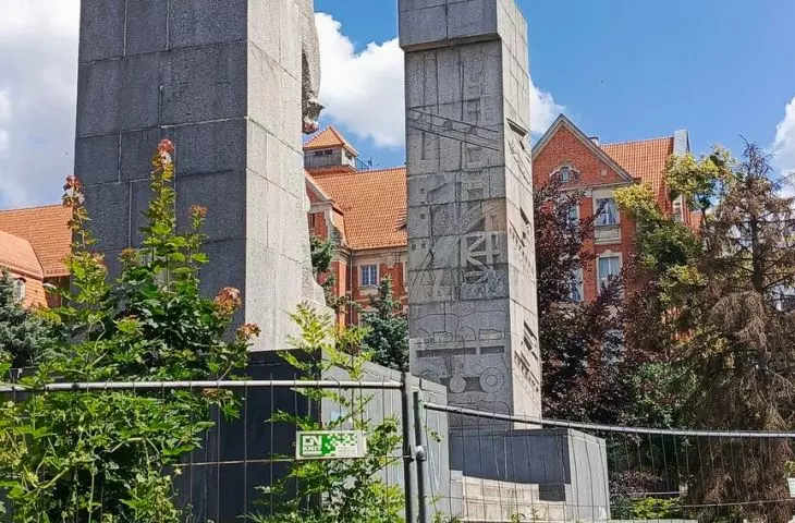 Pomnik Wyzwolenia Ziemi Warmińsko-Mazurskiej w Olsztynie