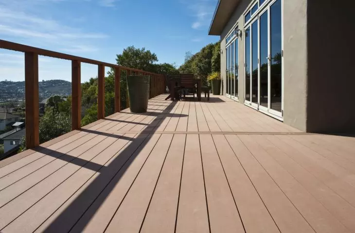 Terrace made of composite boards on aluminum joists