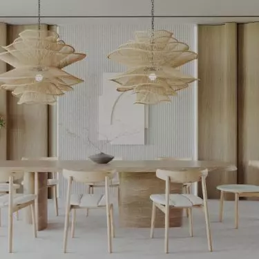 The size of the lamp deliberately 