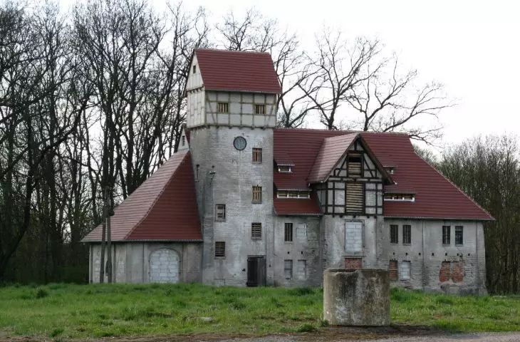 Granary in Jankowo designed by Walter Gropius