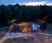 Pawilon „Dzika” nad Jeziorem Paprocańskim