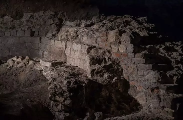 fragment wątku wieży obronnej z XII wieku