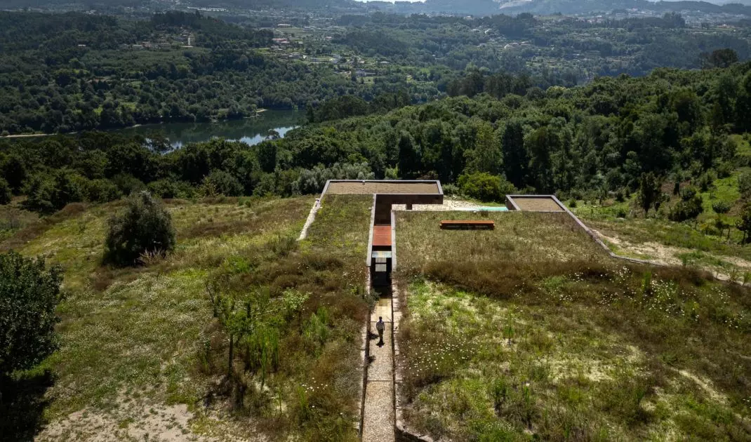 Casa da Levada nad rzeką w Portugalii