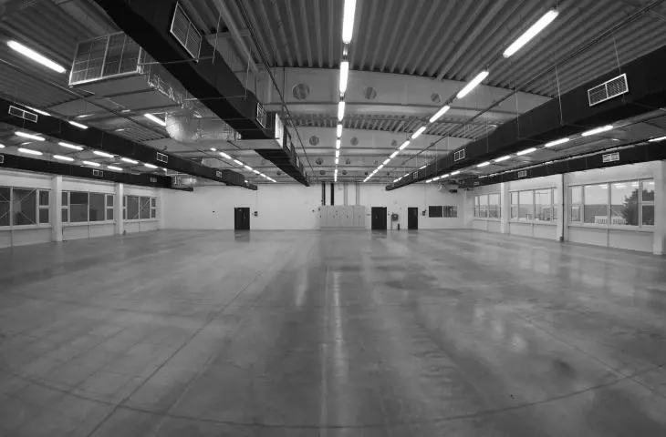 Production hall in Leszno before modernization