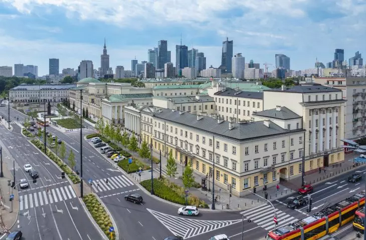 Plac Bankowy w Warszawie po zmianach