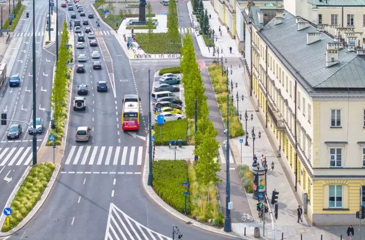 Plac Bankowy w Warszawie po zmianach