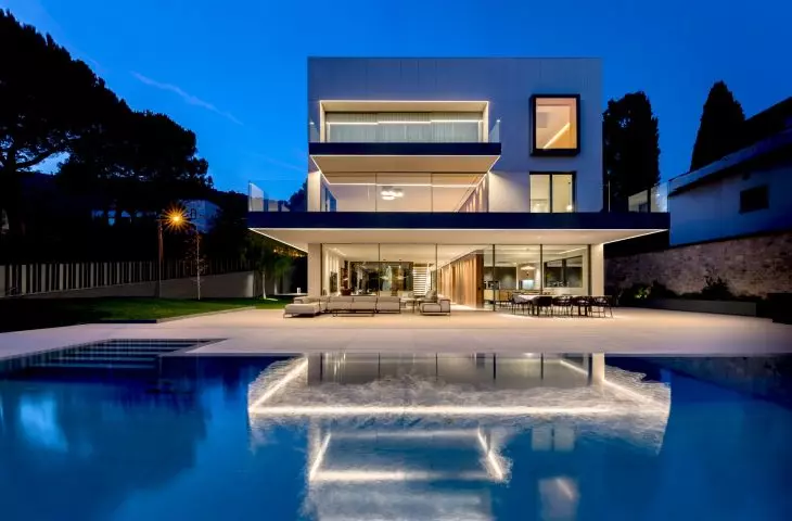 Fachada Pedralbes