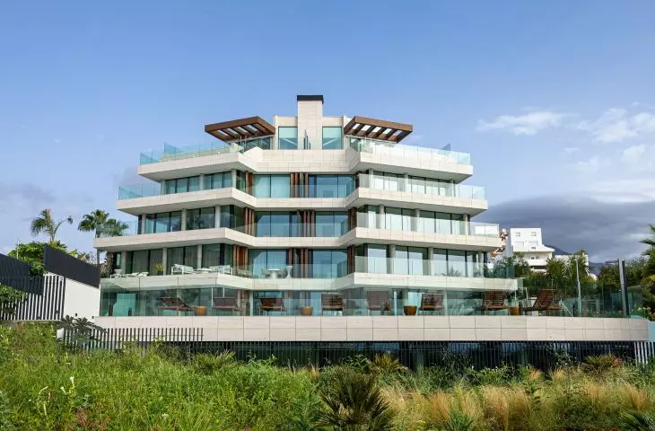 Sapphire Estepona