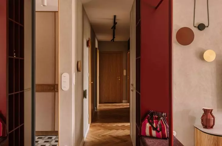 The corridor, which initially caused the most concern to the owners due to its length, has been visually 