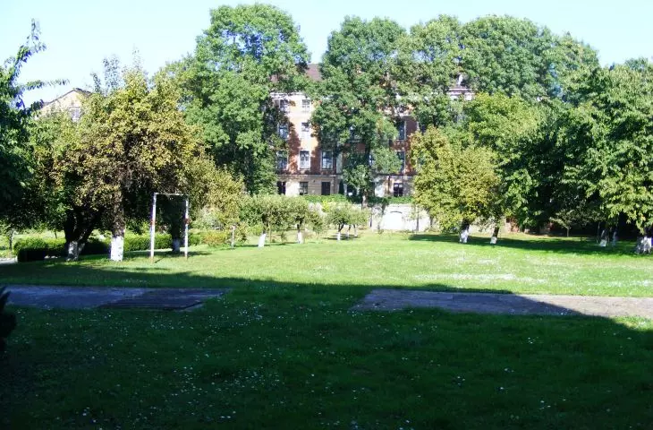 The garden at the Carmelite church in Krakow