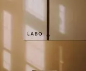 za identyfikację wizualną LABO odpowiedzialny jest zespół z HART Studio