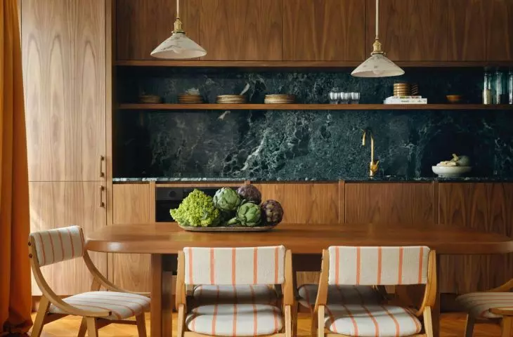 Paris apartment of interior designer Natalia Vronskaya
