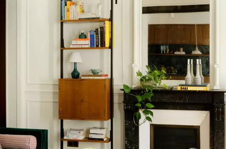 Paris apartment of interior designer Natalia Vronskaya