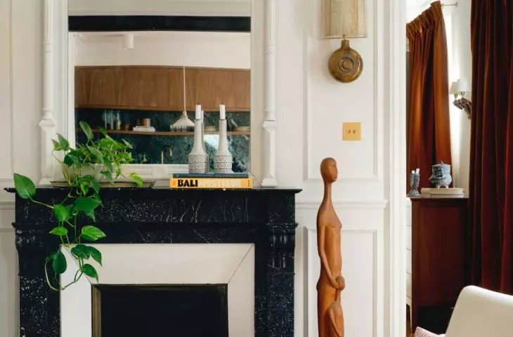 Paris apartment of interior designer Natalia Vronskaya