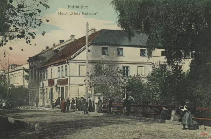 Zamkowa Street in Pabianice circa 1910.