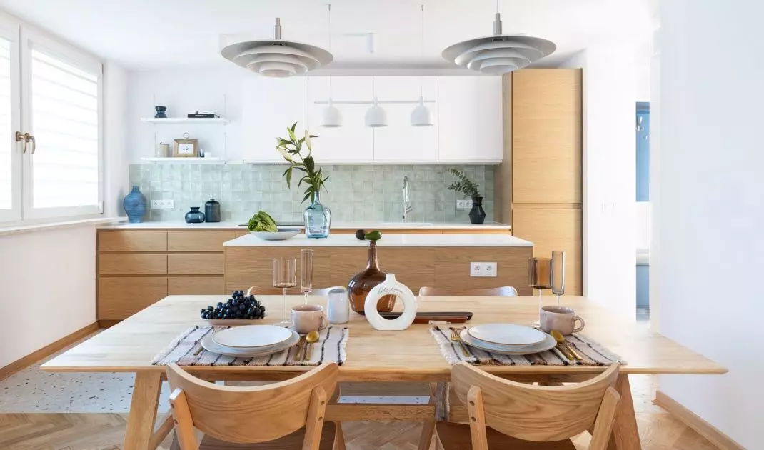 Renovated 113 m² apartment in Warsaw's New Town