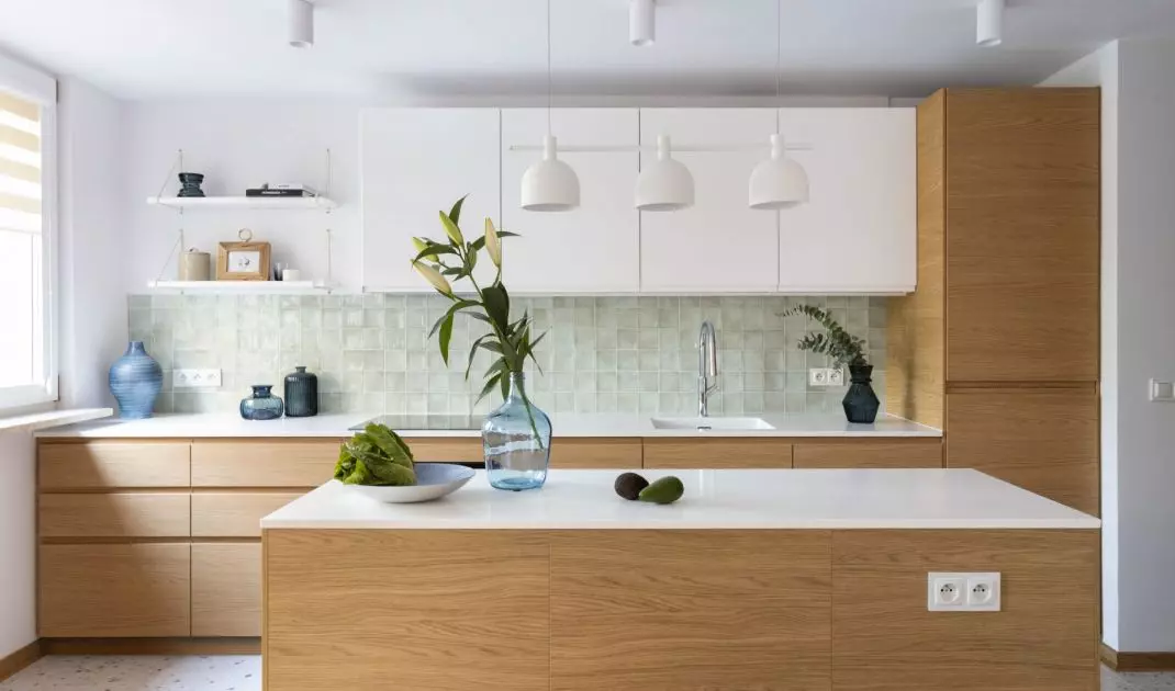 Renovated 113 m² apartment in Warsaw's New Town