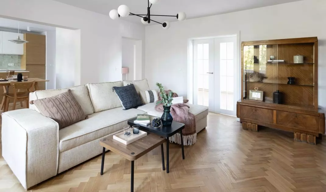 Renovated 113 m² apartment in Warsaw's New Town