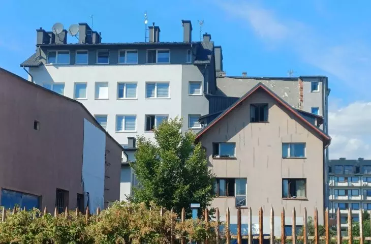 Self-build at 73b Central Street in Krakow