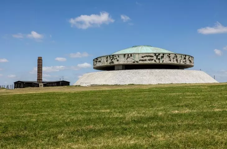 Mauzoleum, część Pomnika Walki i Męczeństwa na Majdanku po remoncie