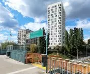 zespół mieszkalny UP2U, skrzyżowanie ul. Słowiańskiej i Mieszka I,