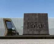 Muzeum Historii Żydów Polskich POLIN (proj.: Lahdelma & Mahlamäki, współpraca: Kuryłowicz & Associates)