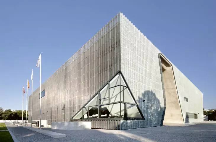 POLIN Museum of the History of Polish Jews (design: Lahdelma & Mahlamäki, cooperation: Kurylowicz & Associates)