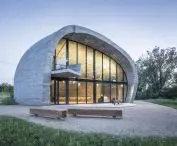 Pawilon Edukacyjny Kamień (proj.: eM4 . Pracownia Architektury . Brataniec)
